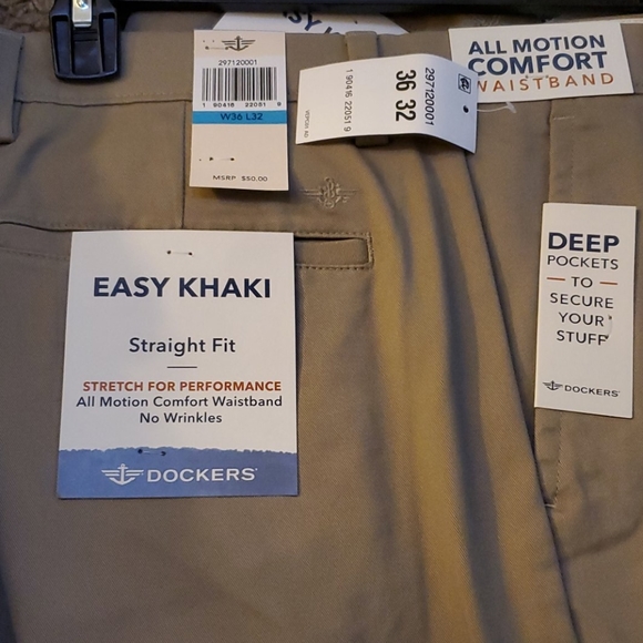 Dockers® Men's Straight Fit Easy Khaki with Stretc - Picture 2 of 5